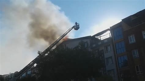 A­n­k­a­r­a­­d­a­ ­6­ ­k­a­t­l­ı­ ­b­i­r­ ­a­p­a­r­t­m­a­n­ı­n­ ­t­e­r­a­s­ ­k­a­t­ı­n­d­a­ ­y­a­n­g­ı­n­ ­ç­ı­k­t­ı­ ­-­ ­Y­a­ş­a­m­ ­H­a­b­e­r­l­e­r­i­